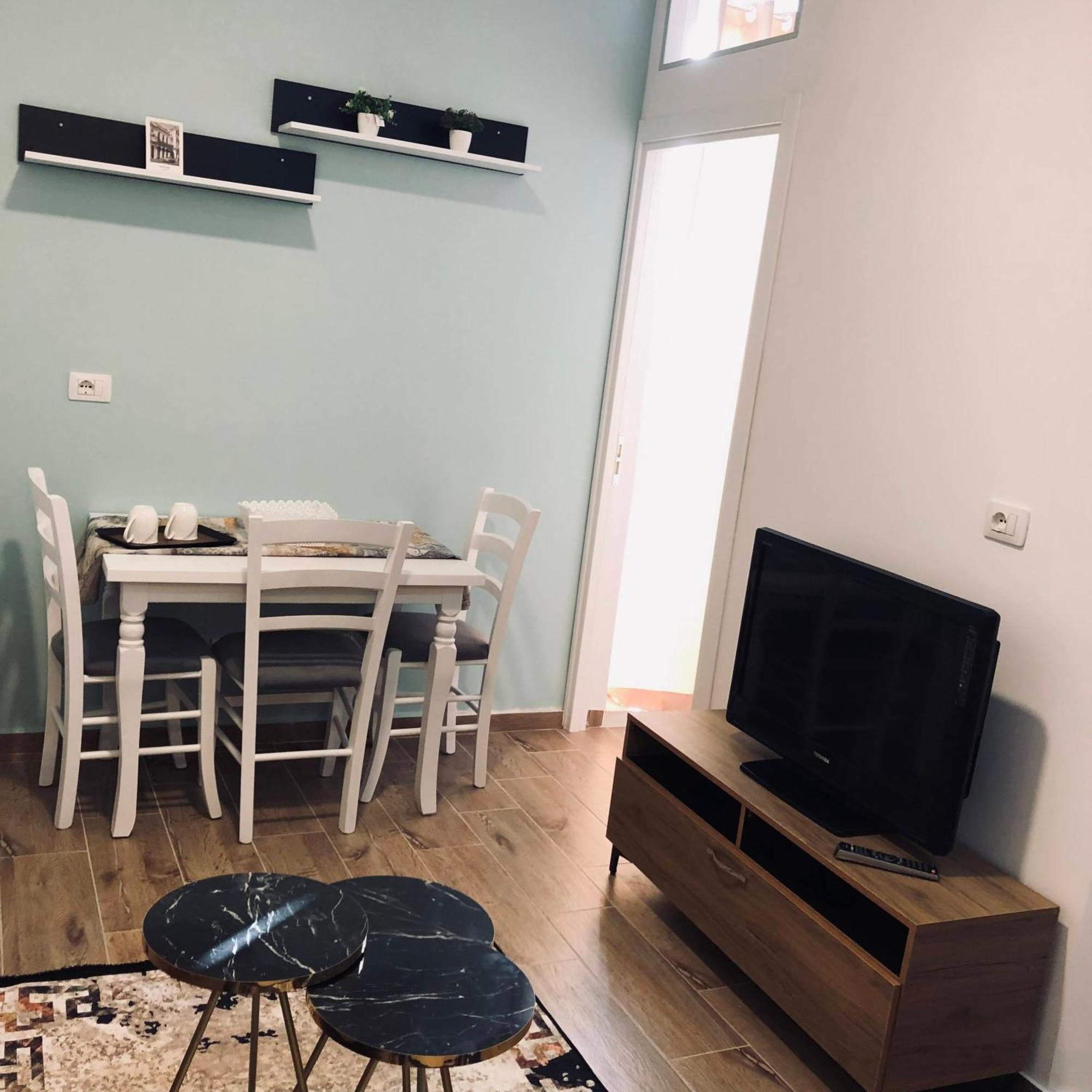 Rezidenca Shopi Διαμέρισμα Ελβασάν Εξωτερικό φωτογραφία